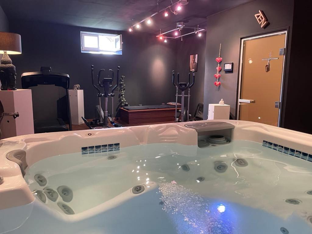 Gite A La Campagne Les Grandes Maisons Espace Jacuzzi Hammam Spa Lorris Dış mekan fotoğraf